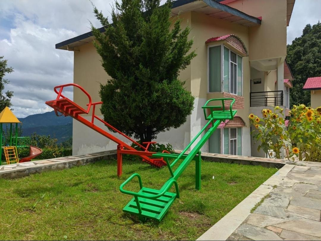 Mist N Meadows Resort Rajgarh  Екстер'єр фото