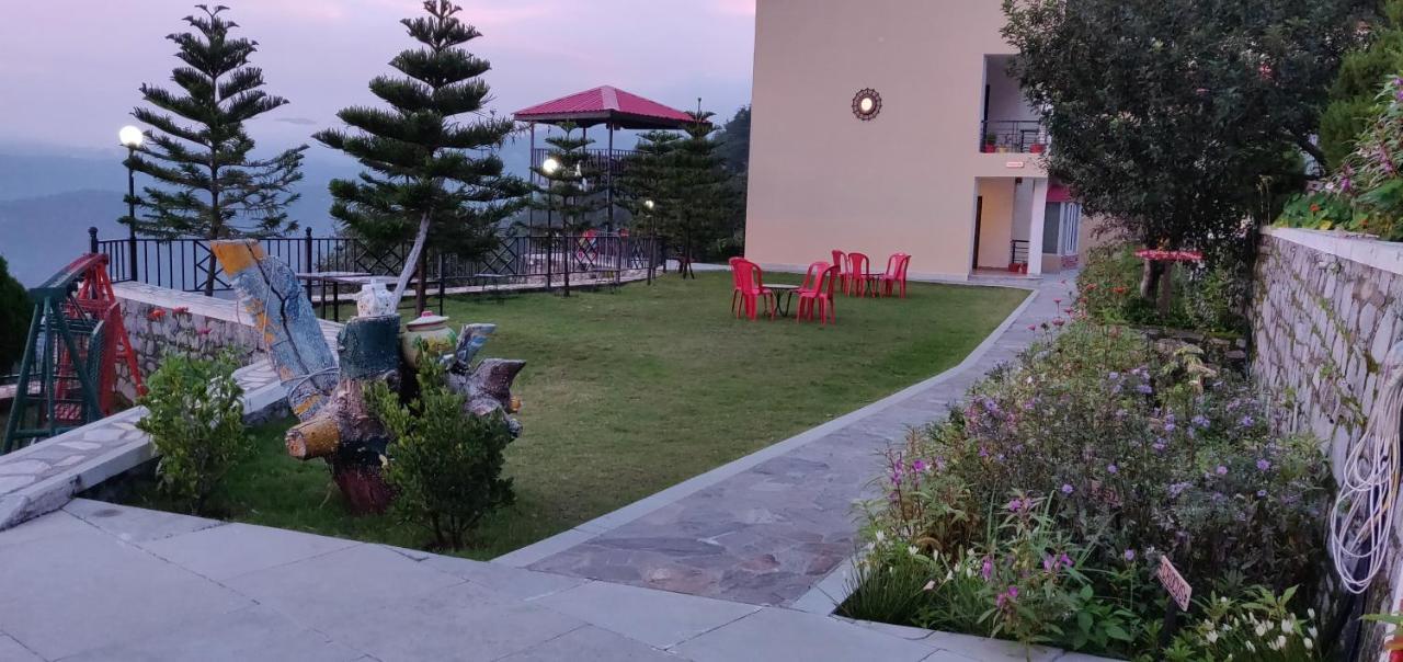 Mist N Meadows Resort Rajgarh  Екстер'єр фото